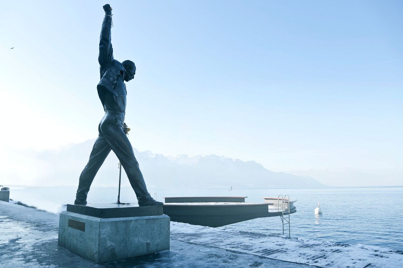 Montreux Vevey Featured